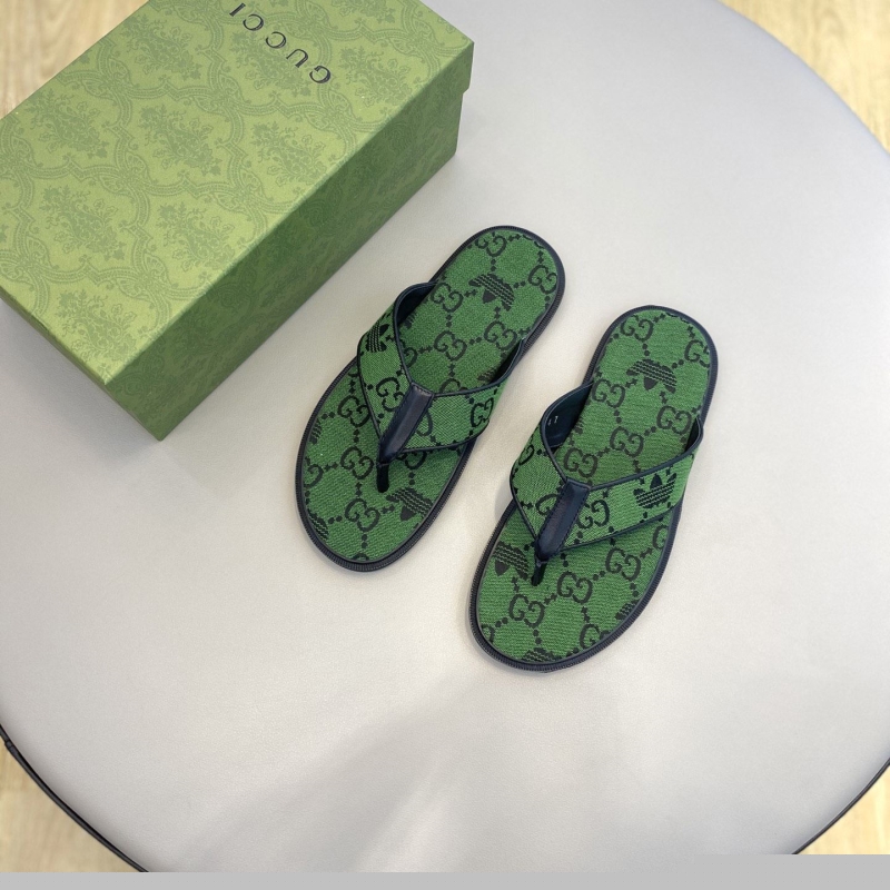 G*u*i slippers